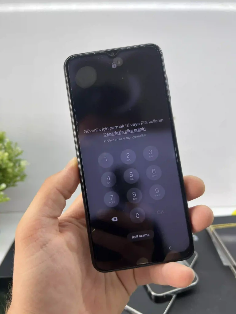 Samsung Galaxy A23 Açılmıyor Logoda Kalıyor