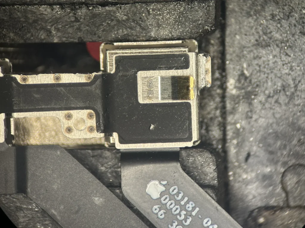 iPhone 13 Ön Kamera Değişimi (Face ID Bozulmadan)