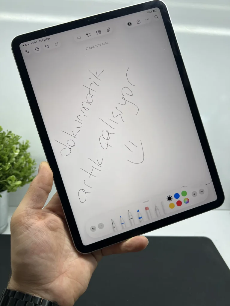 iPad Pro Dokunmatik Entegresi Değişimi