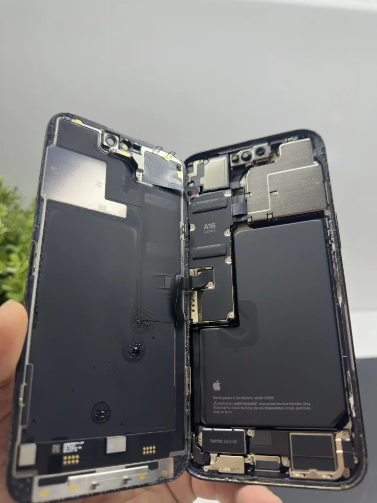 iPhone 14 Pro Max Yeşil Ekran Sorunu